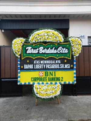Papan Bunga Duka di Padaido