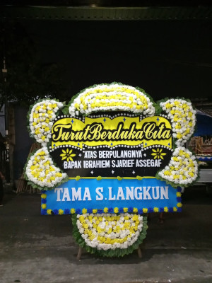 Papan Bunga Duka di Padaido