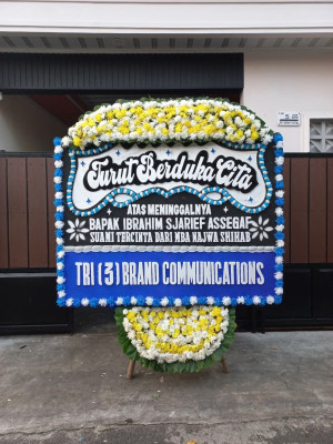 Papan Bunga Duka di Padaido